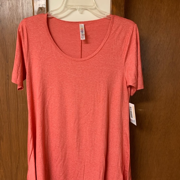 Lula Roe Perfect T - Picture 4 of 4